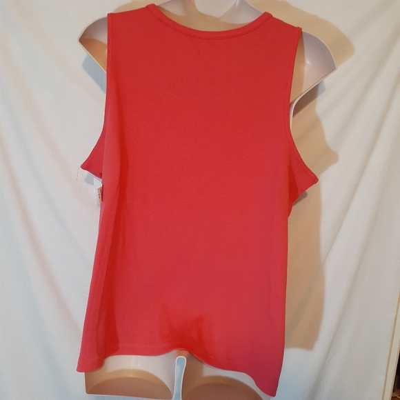 Laura Scott Ribbed Tank - Picture 3 of 3